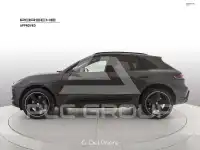 2022 Porsche MACAN