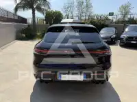 2022 Porsche MACAN