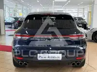 2022 Porsche MACAN