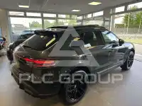 2022 Porsche MACAN