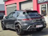 2022 Porsche MACAN