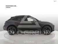 2022 Porsche MACAN