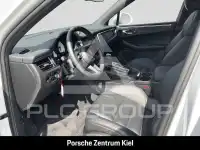 2022 Porsche MACAN