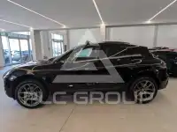 2022 Porsche MACAN