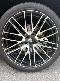 2022 Porsche MACAN