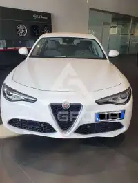 2022 Alfa Romeo Giulia
