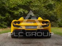 2022 Ferrari F8