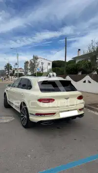 2022 Bentley Bentayga