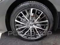2022 Lexus ES300
