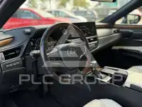 2022 Lexus ES300