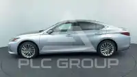 2022 Lexus ES300