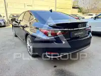 2022 Lexus ES300