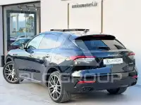 2022 Maserati LEVANTE