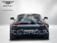 2022 Aston Martin V8