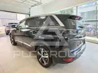 2022 Peugeot 5008