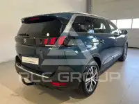 2022 Peugeot 5008