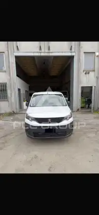 2022 Peugeot Partner