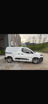 2022 Peugeot Partner