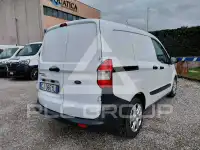 2022 Ford Courier