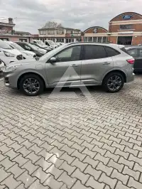 2022 Ford Kuga