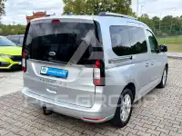 2022 Ford Tourneo