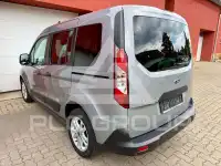 2022 Ford Tourneo