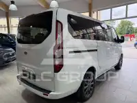 2022 Ford Tourneo