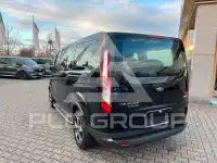 2022 Ford Tourneo