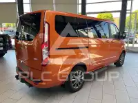 2022 Ford Tourneo