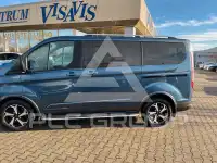 2022 Ford Tourneo