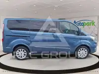 2022 Ford Tourneo