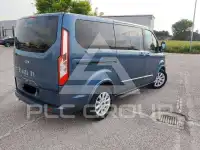 2022 Ford Tourneo