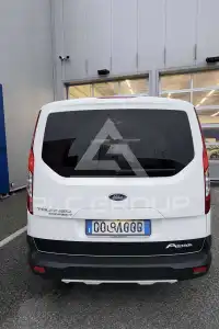 2022 Ford Tourneo