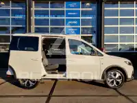2022 Ford Tourneo
