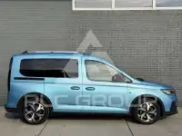 2022 Ford Tourneo