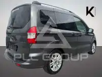 2022 Ford Tourneo