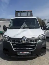 2022 Renault Master