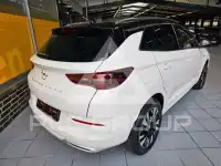 2022 Opel GrandlandX