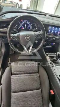 2022 Opel Insignia