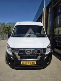 2023 Nissan Interstar