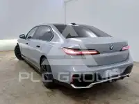 2023 BMW 740