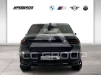 2023 BMW 740