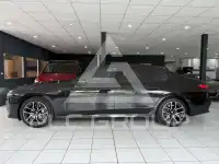 2023 BMW 740