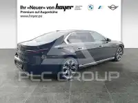 2023 BMW 740