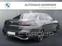 2023 BMW 750