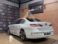 2023 BMW 750