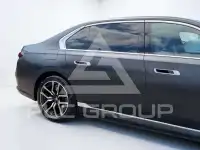 2023 BMW 750
