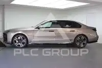 2023 BMW 750