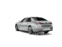 2023 BMW 750