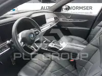 2023 BMW 750
